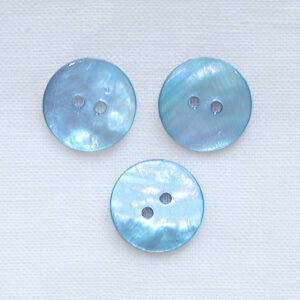 Knapp pärlemor Ljusblå Blank 15mm