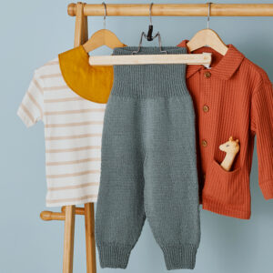 Stickmönster Babybyxor i Lillemor by Permin 892804