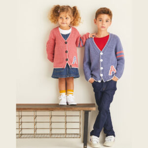 Stickmönster Sportig skolkofta sirdar-2535